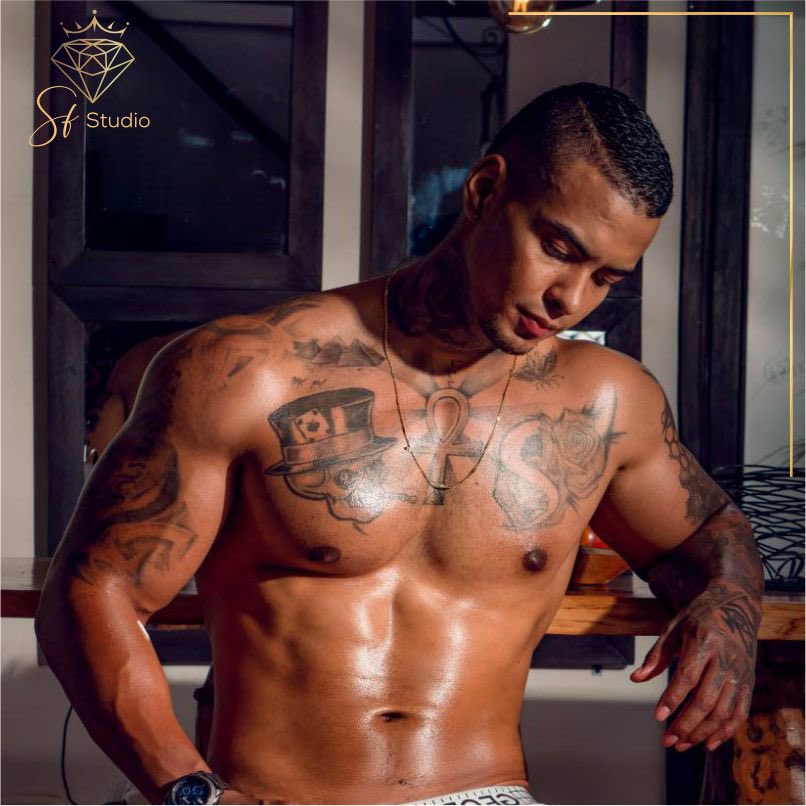 sf_studioss_'s tweet photo. Haz que tus sueños se hagan realidad y se parte de nuestra familia Sf studios .
.
Contáctanos: 3126288330
Instagram: sf_studioss
📧 sf.studioss.elite@gmail.com
 
#model #sfstudio #pereira #modelwebcamcolombia #agency #medellin #webcam RT@somoswebcam @MaleCams  @MaleCams2 https://t.co/TnnKgAfpt4