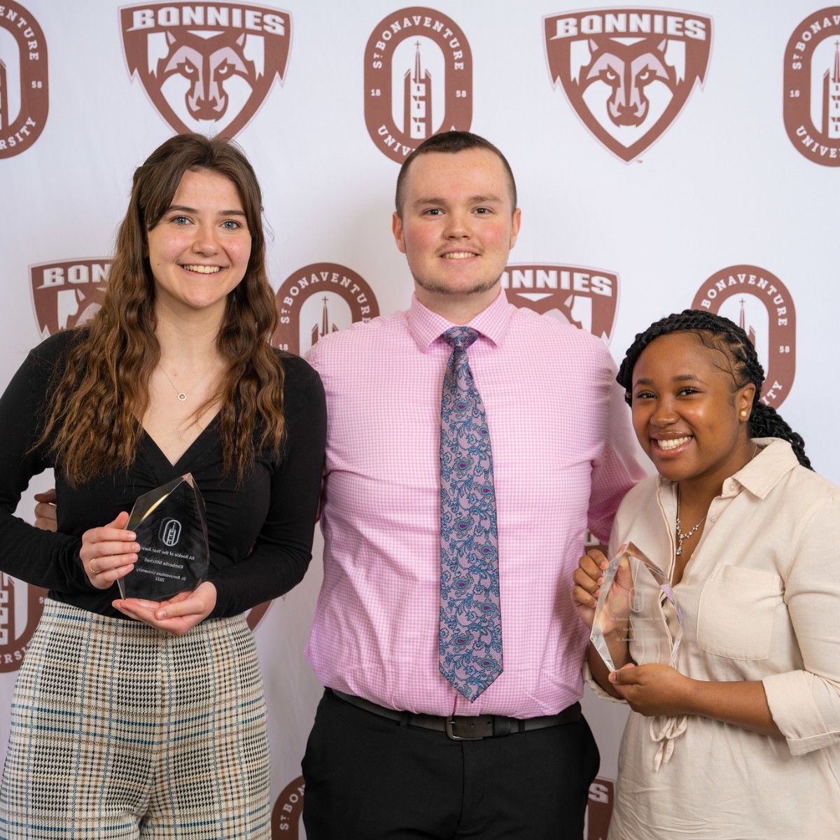 StBonaventure's tweet image. Congratulations to the students, staff, faculty and organizations who were recognized with 2023 Fr. Joe Doino, O.F.M., and Student Life Awards today! You are such an important part of our community!

📰 fal.cn/3xy47
📷 fal.cn/3xy46