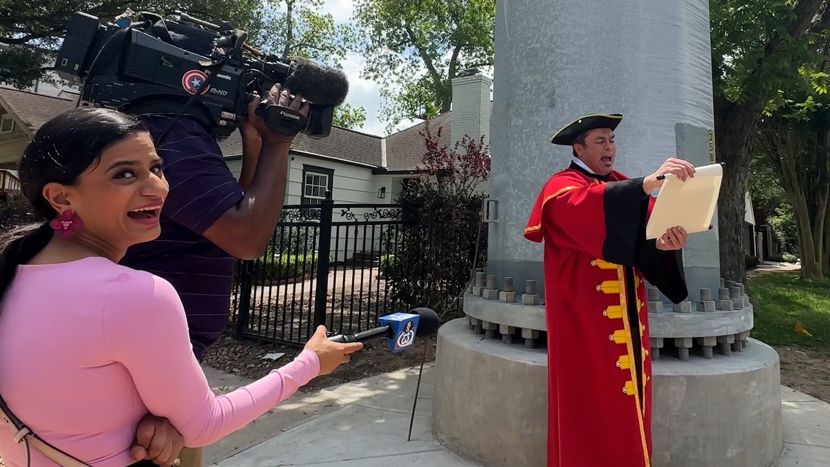 Town Crier is <a href="/PoojaOnTV/">Pooja Lodhia</a> with ABC13 Houston approved!

Look for a special appearance during todays 4:30 newscast on ABC13!

Link: abc13.com/watch/live/

Or in Houston on <a href="/abc13houston/">ABC13 Houston</a> 

abc13.com/watch/live/