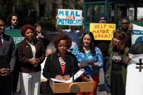 CMBrooksPowers's tweet photo. When we move our City forward, we must center equity as we address #TransportationAndInfrastructure. Today, I joined my colleagues, @RidersAlliance @CSSNYorg to call on the Administration to #ExpandFairFares in this budget to expand access to low-income New Yorkers. https://t.co/uLG4fHu7wk