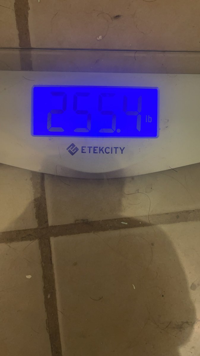 DarrowRising12's tweet photo. Been fighting off this weight for half of year lots of ups and downs with my depression/PTSD. But we broke the plateau. https://t.co/RjOG9Ib9P1