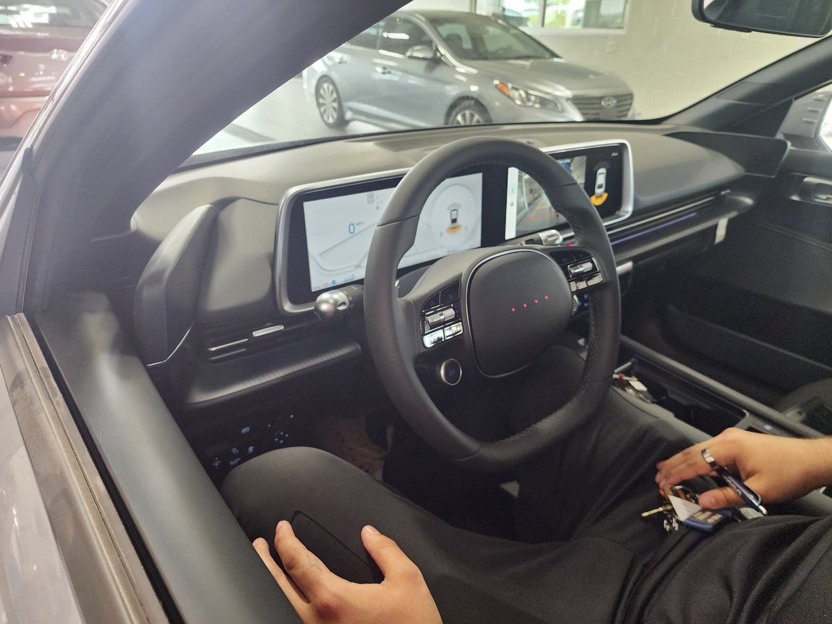 kevinthomas1's tweet photo. Ioniq 6 looks amazing!#ioniq6 #Hyundai https://t.co/YiHngL8QsE