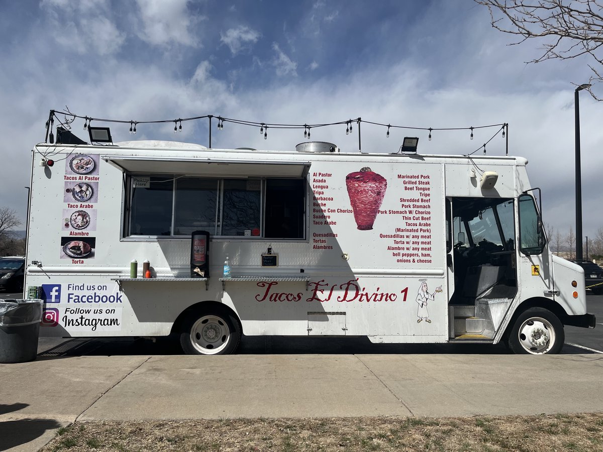 WGUWashington's tweet image. Our Northwest Region team was on campus today at @frccedu (Fort Collins, CO), and hosted a taco truck for students and staff, serving more than 200 students! 
#transferpathways #communitycolleges #colorado #northwestregion #tacotruck #wgu