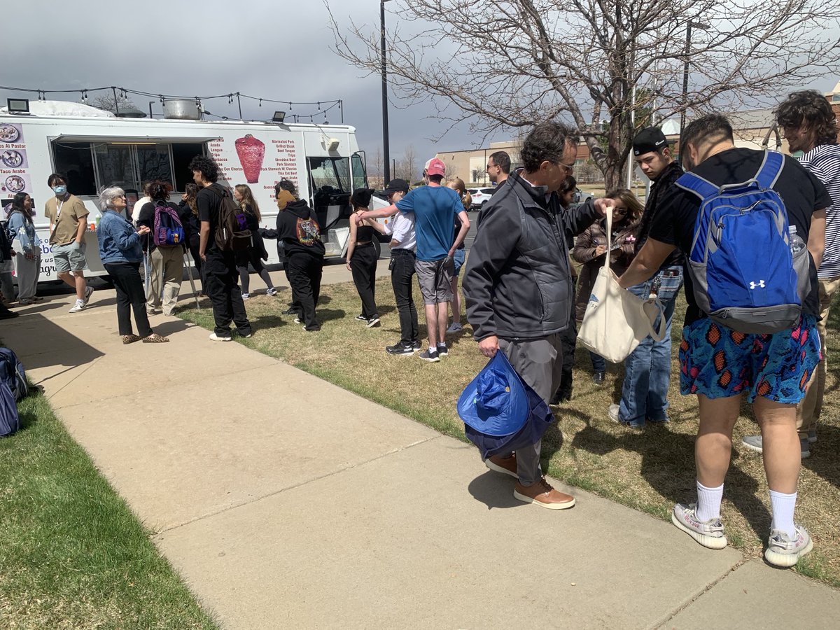 WGUWashington's tweet image. Our Northwest Region team was on campus today at @frccedu (Fort Collins, CO), and hosted a taco truck for students and staff, serving more than 200 students! 
#transferpathways #communitycolleges #colorado #northwestregion #tacotruck #wgu