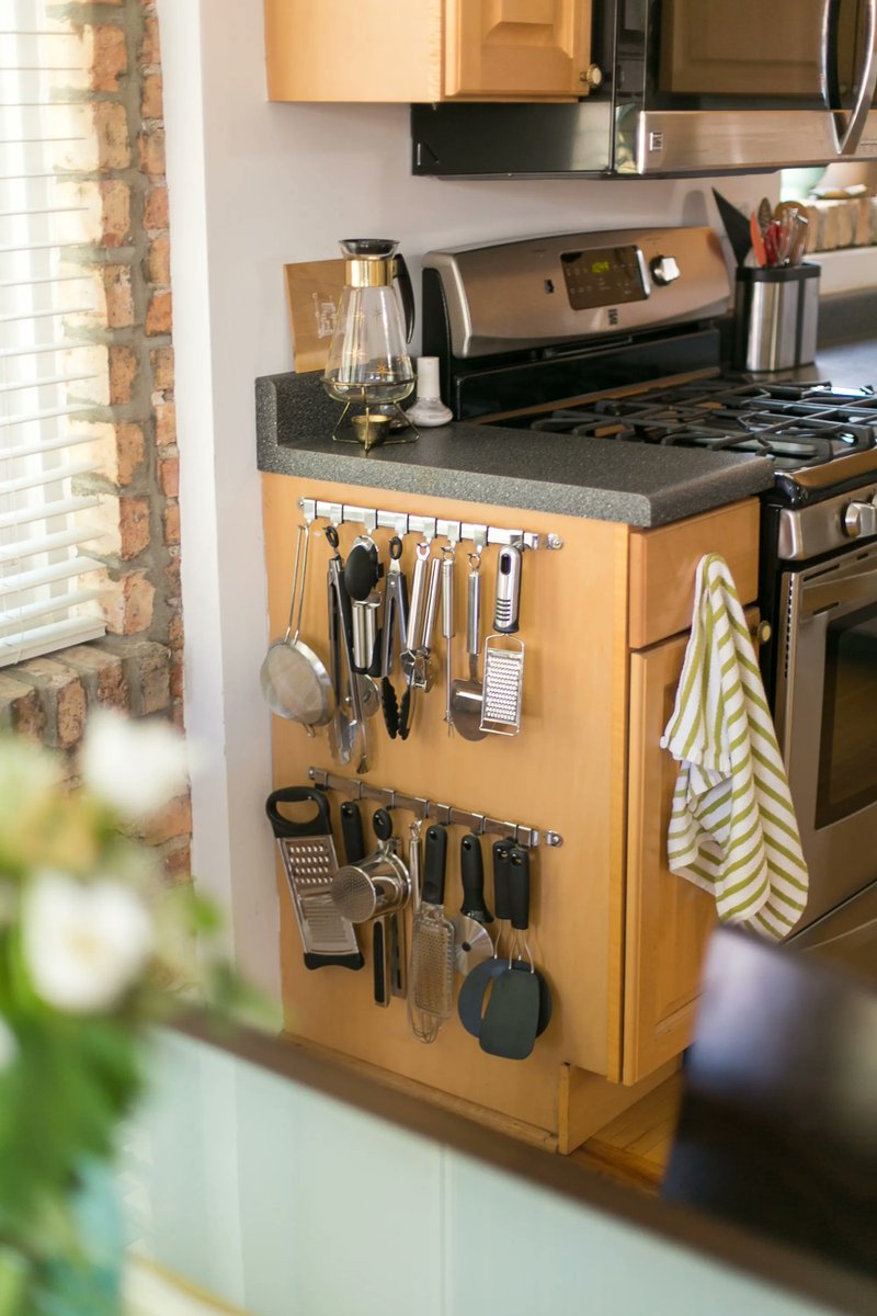 Tips on organizing your kitchen gadgets:

- Put them in Mason jars in a drawer
- Hang them on the side of cabinets
- Set them up diagonally in a drawer
- Hang them from a pot rack
- Use a magnetic knife strip

#kitchengadgets #organizing #organization #kitchenorganizer #gadgets