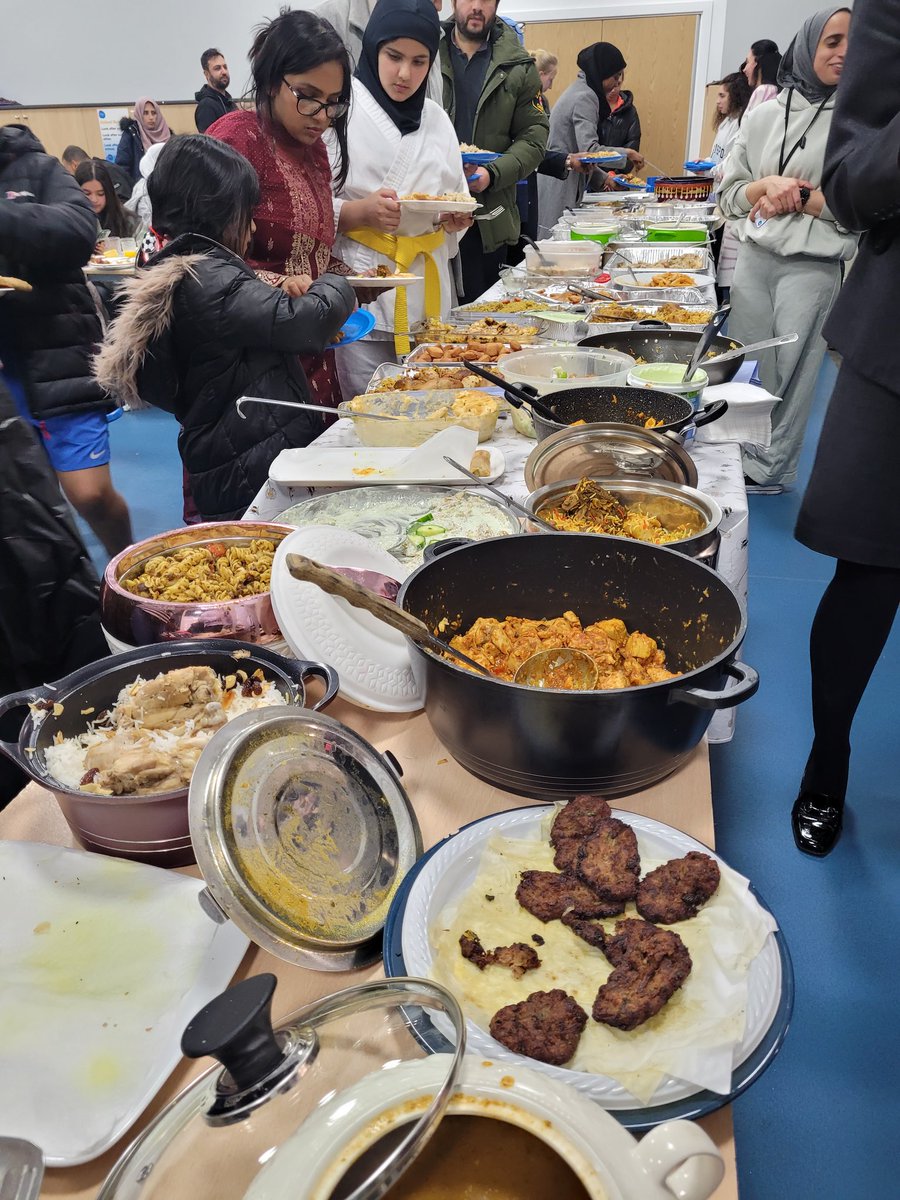 MrMorris_REMAT's tweet photo. What a wonderful evening we've had @stsilasschool. Our whole school family has come together for a very special Iftar celebration. Thank you so much to everyone who came and shared a lovely celebration, and also to everyone who worked hard behind the scenes to make it happen. https://t.co/6XqrvlS1IG