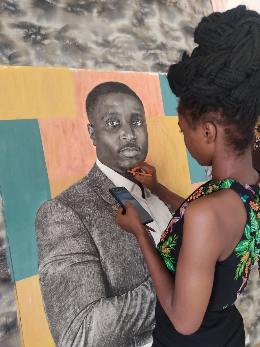 Vicky_Splendour's tweet photo. My Art and I.

#Art #Artist #Acrylic #Charcoal https://t.co/y43ybG1A7Q