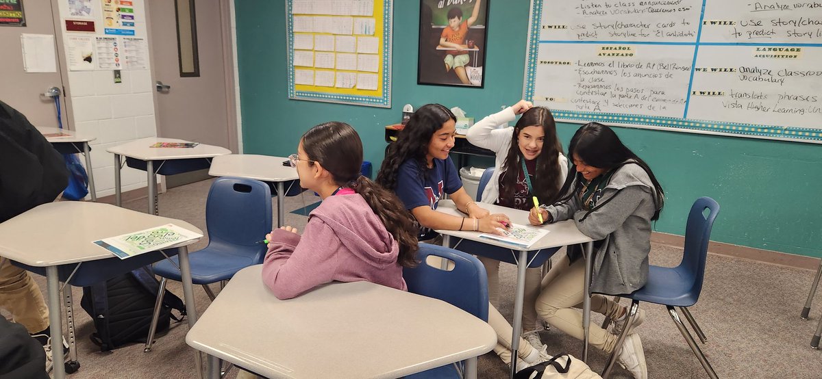 MMartinez_MMS's tweet photo. #GuerraEnLasNubes made for a great vocabulary review. Talk about fierce competition and intensity in the classroom! 100% engagement ✅️ #WoolyWeek @senorwooly @Montwood_MS https://t.co/soMHkjVdJp