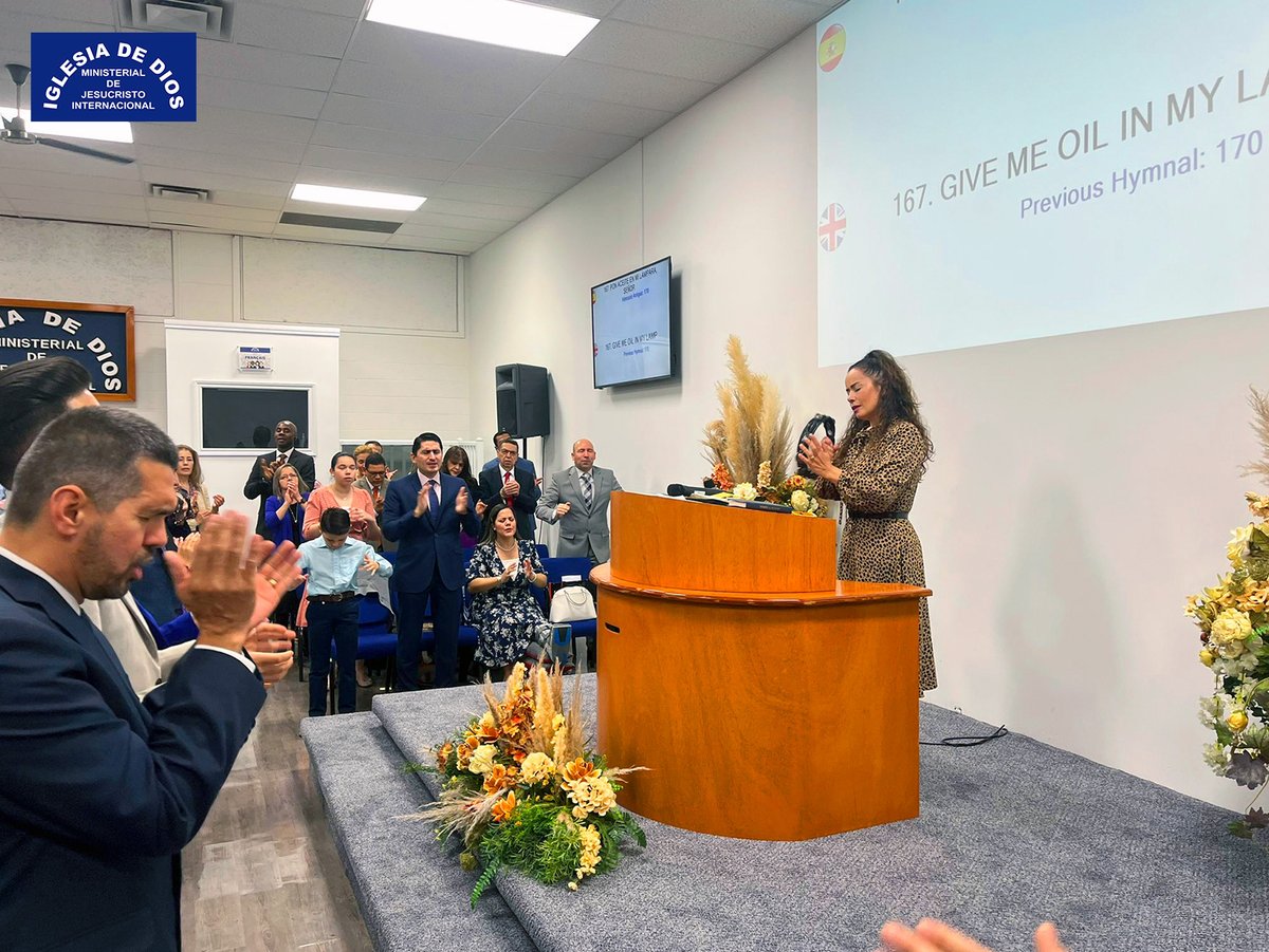 IDMJIoficial's tweet photo. Fotografías de la predicación impartida por la Hermana Raquel Hernández en la Iglesia de Gatineau, Canadá. Visita realizada junto con el Hermano Carlos Alberto @Baena. https://t.co/uUj7kRU8ih