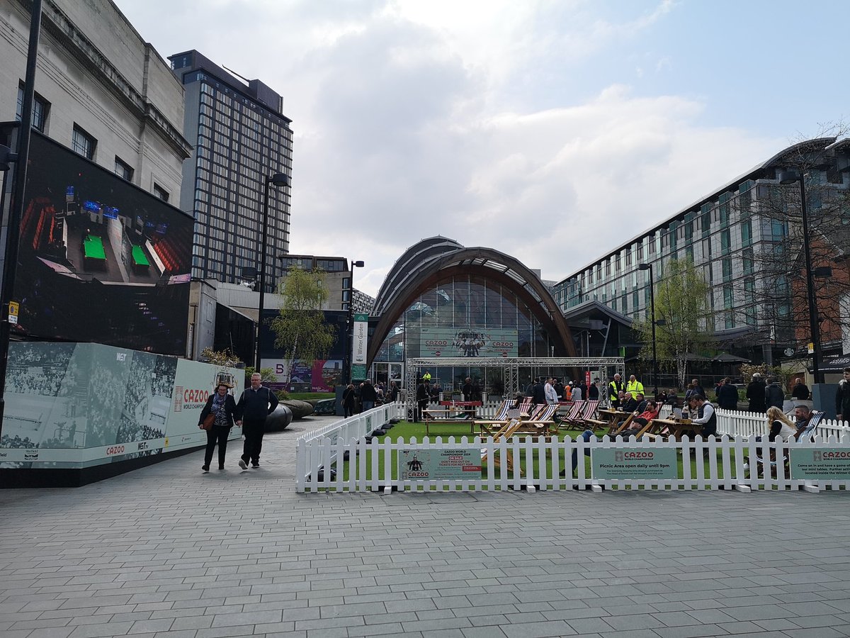 GeogWizard's tweet photo. Amazing time on my favourite fieldwork day today with Y12. 12km walked all over Sheffield in a full human geography emersion. Super exciting that the snooker was on too. @WalesGeography https://t.co/QEvSH2VukV