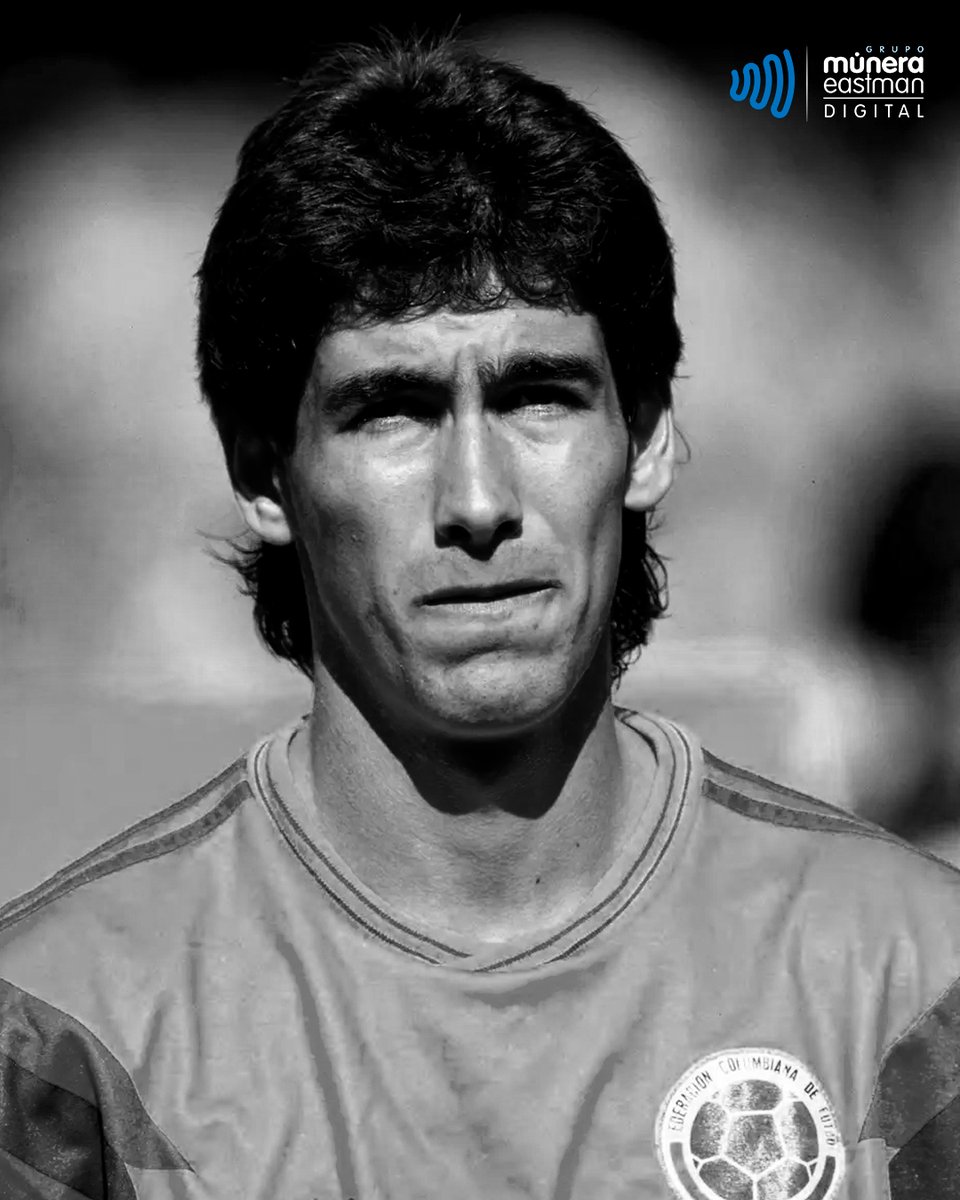 RadioMunera's tweet photo. Te fallamos, Andrés 💔

Han pasado 29 años desde que te arrebatamos la vida y parece ser que no hemos aprendido nada, que en lugar de ir hacia adelante, caminamos hacia atrás. La sociedad que no soportó un simple error humano, sigue sin entender que esto es simplemente fútbol. https://t.co/wxUJHu4Skf