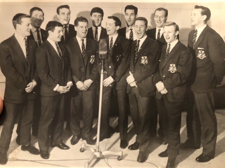 Gregwalker1981's tweet image. Looking through old photos and found this belter in my mums  @RangersFC @RangersFCSLO @RangersFACTS @W_S_40 @SeafarerMichael