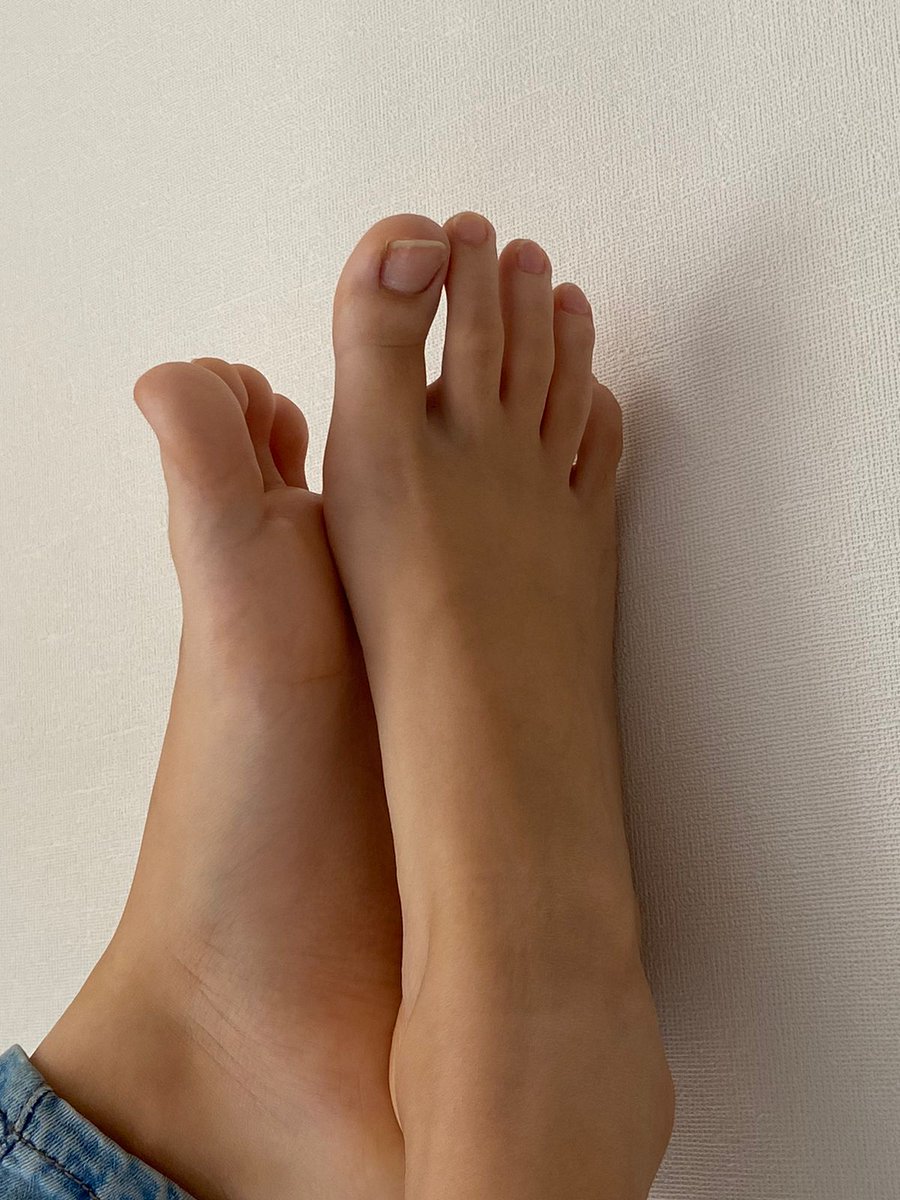 sofeet01's tweet photo. Tell me bb, what would you do to them 😜 https://t.co/ItK4VSdpb6