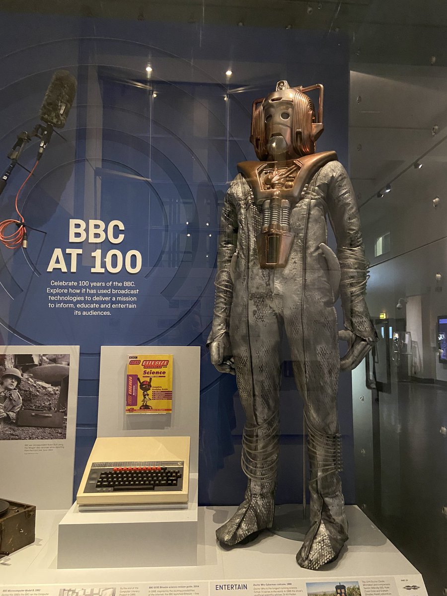 Victrix75's tweet photo. My happy place @sciencemuseum. 😍 Great to catch up with the wonderful #Space Curator and chat about the future of the #SpaceGallery and see all the goodies in it. If you’ve not been…. I highly recommend it!! 😍 https://t.co/FWqLKyNnwl