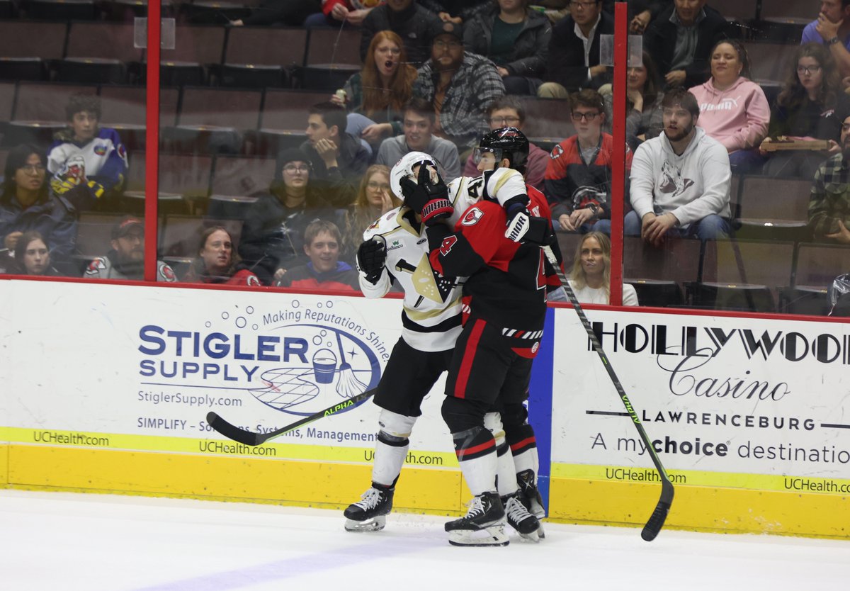 CincyCyclones's tweet photo. This made us chuckle https://t.co/qnNgmwVPIE
