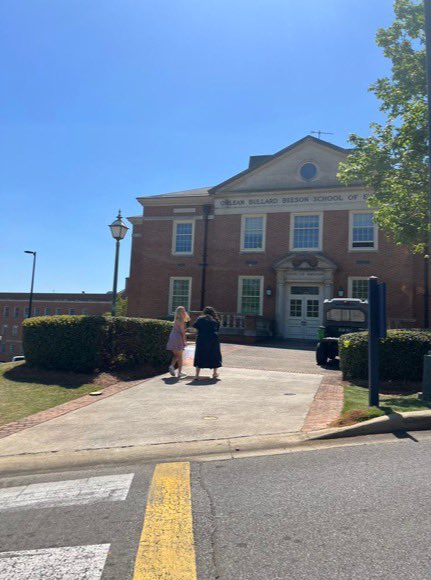 Grace Davis tweet media