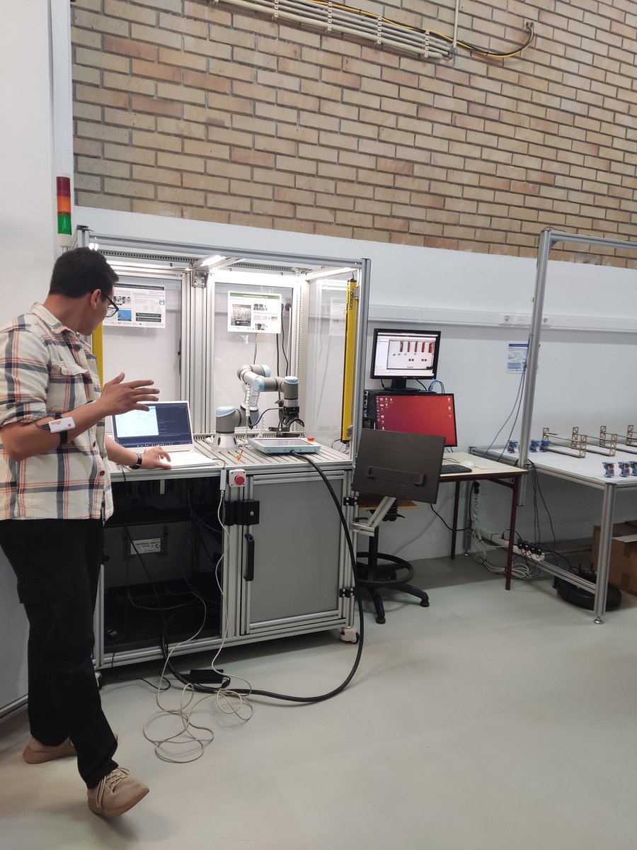 Virginia RdelC (@virgi_rdelc) on Twitter photo Today, we have visit the <a href="/cedri_ipb/">CeDRI</a> lab where they show us part of their huge variety of interesting project
Training Week <a href="/EUErasmusPlus/">Erasmus+</a> project VRSciT in Bragança
<a href="/_SCAYLE/">SCAYLE</a> @CCVBraganca <a href="/ipbraganca/">Politécnico Bragança</a> <a href="/PixelFirenze/">Pixel Firenze</a> <a href="/UniTeramo/">Università di Teramo</a> <a href="/unileon/">Universidad de León</a> Today, we have visit the <a href="/cedri_ipb/">CeDRI</a> lab where they show us part of their huge variety of interesting project
Training Week <a href="/EUErasmusPlus/">Erasmus+</a> project VRSciT in Bragança
<a href="/_SCAYLE/">SCAYLE</a> @CCVBraganca <a href="/ipbraganca/">Politécnico Bragança</a> <a href="/PixelFirenze/">Pixel Firenze</a> <a href="/UniTeramo/">Università di Teramo</a> <a href="/unileon/">Universidad de León</a>