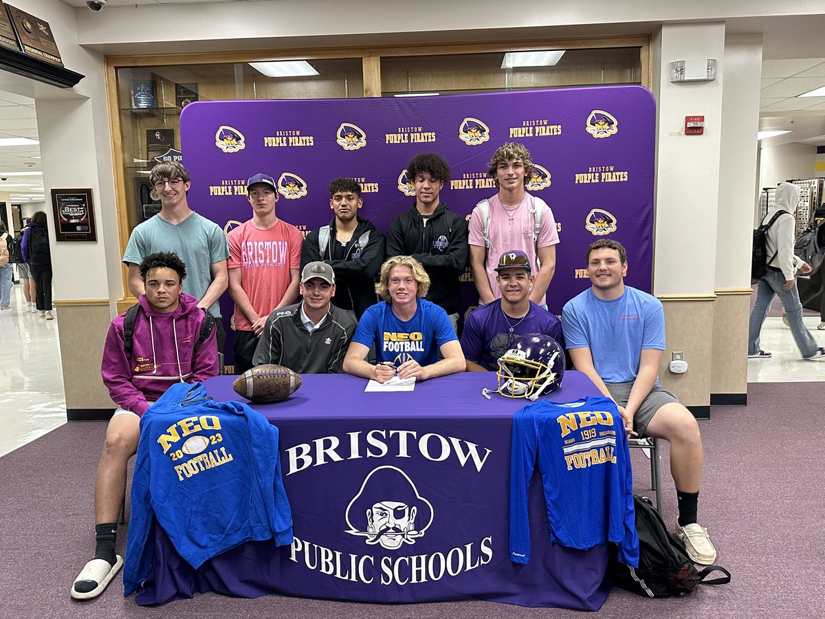 RyderGoodwin103's tweet photo. Officially a Norseman🔵🟡 @50_tommy @CoachCrissup https://t.co/cDHVyP21LZ
