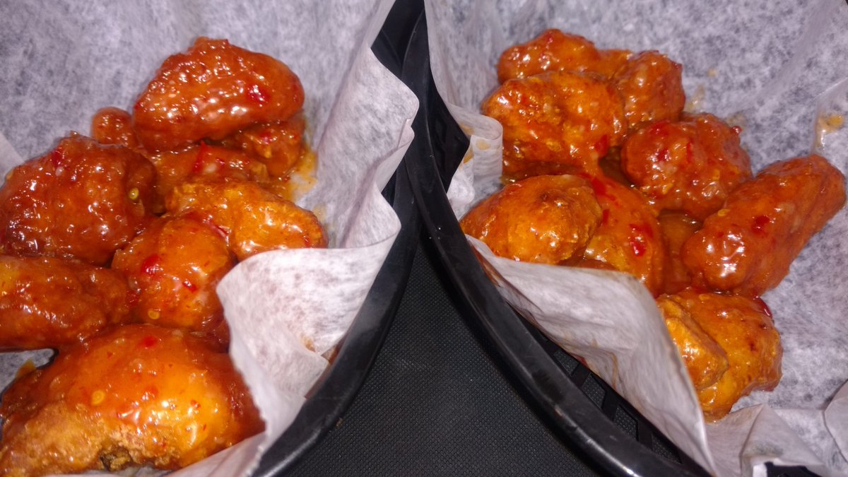 GarySorrell's tweet photo. Isn't it nice to know that even though prices of just about everything has gone up, you can still get 1/2 priced boneless wings &amp; 1/2 priced draft beer at Sorrells On The Square?
It's Wingsday Wednesday!

https://t.co/C1JccVziUc https://t.co/TBQxQuB5jp