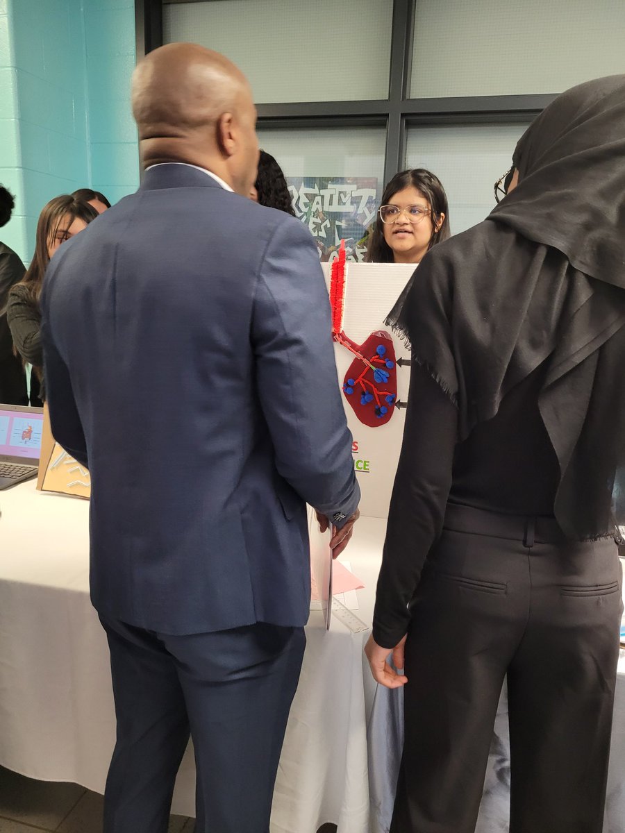 Nadine Deerr tweet media