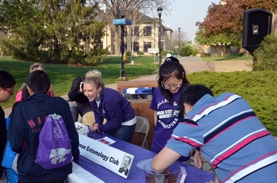 KScienceFest's tweet photo. Be sure to stop by the Popenoe Entomology Club at #KansasScienceFestival. The club at #KState is about Communication, Education, and Fun. Be sure to stop by to learn and build your own experiences! #2023KSF #MHK https://t.co/FaXNRm0nol
