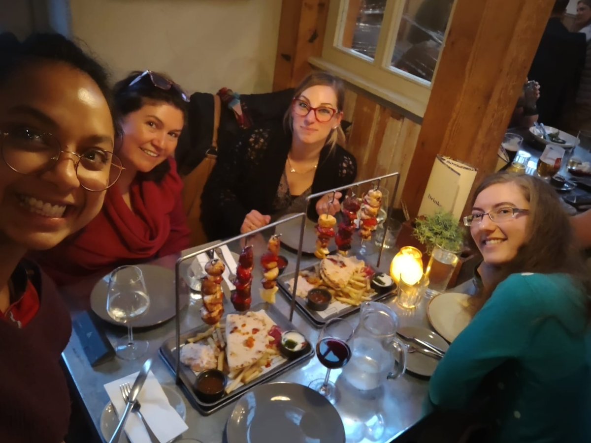 ElisaGiammarini's tweet photo. What I love the most of attending conferences? Networking! Meeting new people and some of them grow so special in my heart to turn into a friendship 🤩
#conference #protistologyuk #microsoc23 https://t.co/lacdmI3ywF