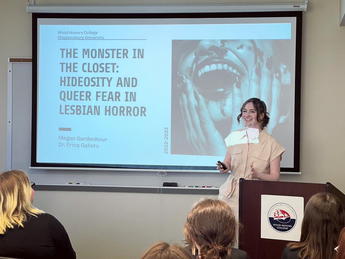 Brilliant <a href="/shippensburgU/">Shippensburg University</a> Honors English students present their research! 🛡️🧛🏼‍♀️