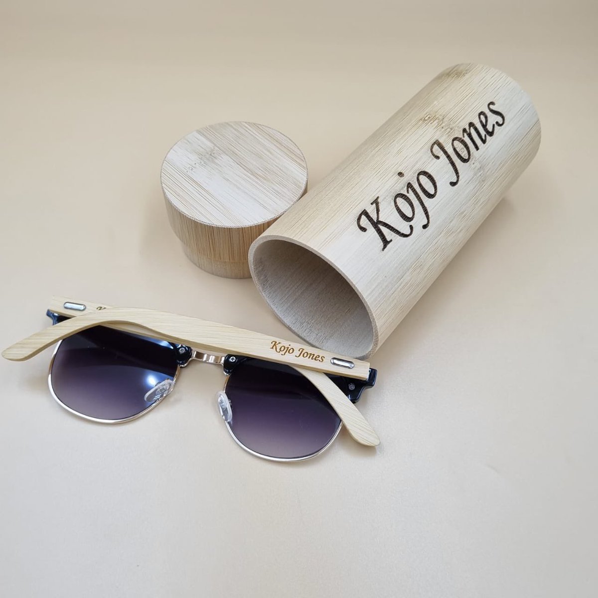 NANAKOBBY585's tweet photo. #Kobbybrands 🇬🇭
#TIMEtoFLEX 😎😎😎
#Sunglasses (customised)
170ghc each
🔴 Comes in 3 different colours
https://t.co/4oQkYbqe6K
@Ministersklodin @sarkodie @OBAmponsah_ @YayraKoku @johndumelo @thenanaaba @wode_maya @shattawalegh
📍Carprise (Near Mexico Hotel)
#HomeOFclass ™️ https://t.co/sXgQPYAZkl