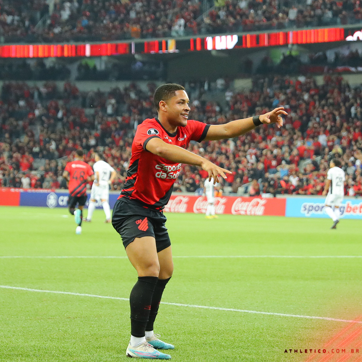 ⚠️⚡️ <a href="/vitorroque_f/">Vítor Roque / Tigrinho🐅</a> 

📸 José Tramontin/athletico.com.br 
#Athletico