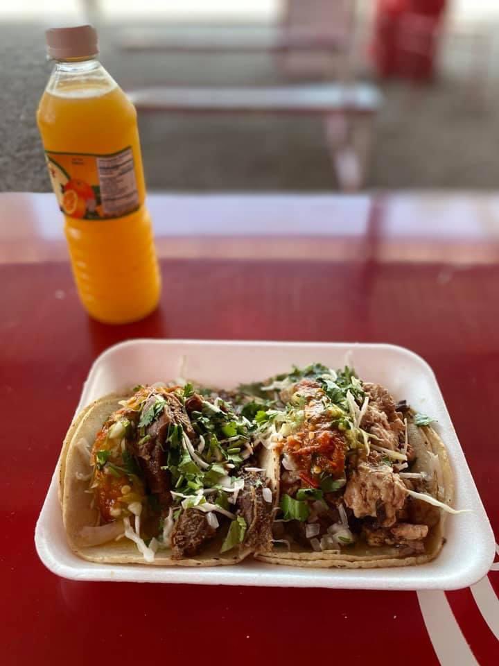 elalbertomedina's tweet photo. ¡De Hermosillo hasta Dubai, España y México piden al Chino Mario enseñar su receta de los tacos de cabeza! 🌮 

El taquero sonorense se encuentra feliz y agradecido por el éxito que ha logrado.

Nunca dimensionó lo lejos que podría llegar con su negocio.

Y tú los, ¿has probado? https://t.co/cRgsTWiRUR