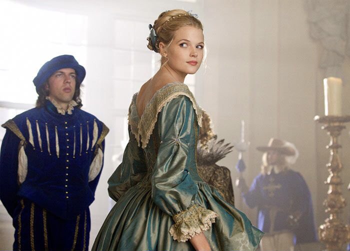 — oc
— semi descriptive 
—  I prefer medieval fantasy, but I can definitely do modern crossovers as well.
—   Non lewd but my writer is over 18, 
— noble girl 
— mute or speaking whichever is preferred  writer is a asl user
Role-play account I am not Gabriella
— Like and RT.