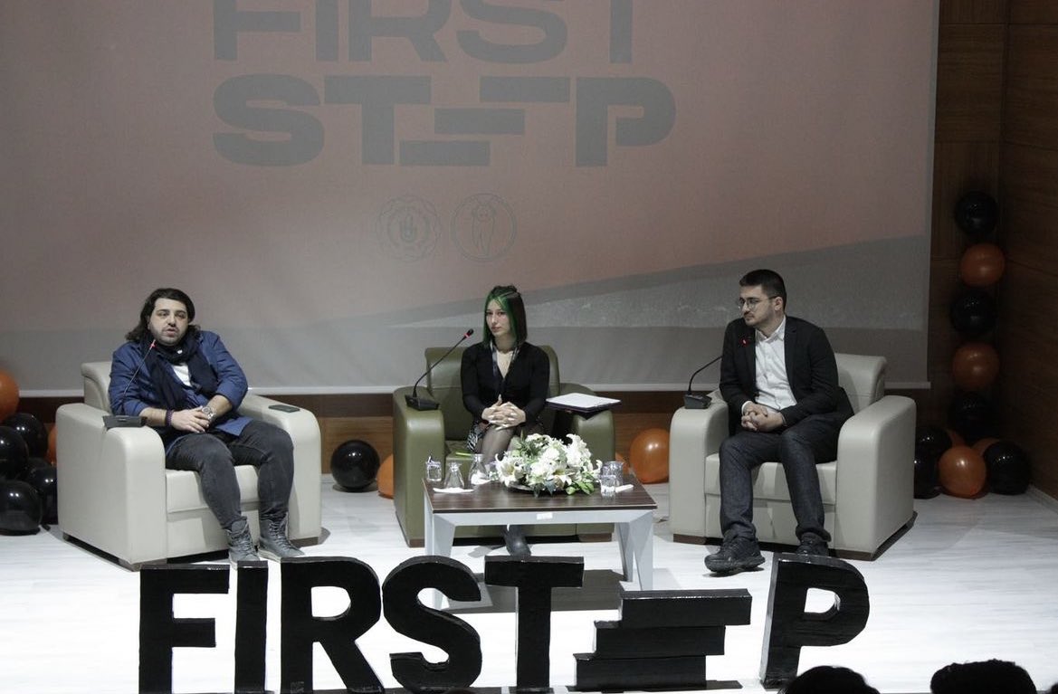 Aralık 2022’de

Bandırma 17 Eylül Üniversitesi Sosyal Etkinlik ve Eğlence Topluluğu tarafından organize edilen #firststep
etkinliğinde oyun ve girişimcilik üzerine çok keyifli bir panel gerçekleştirdik.