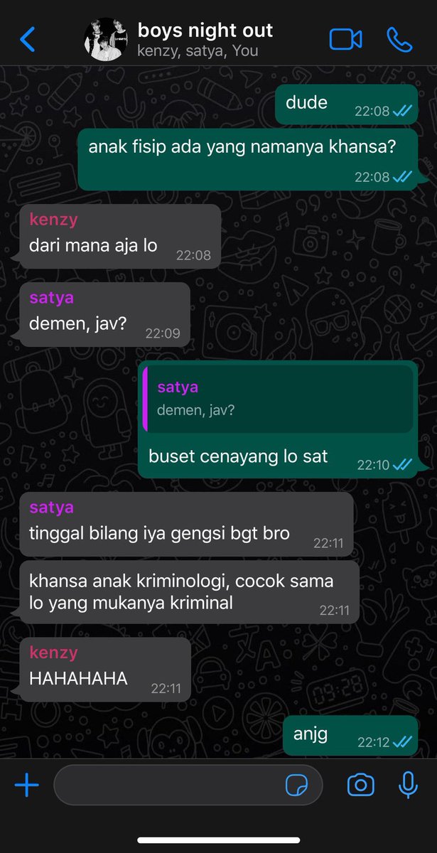 ikangulay's tweet photo. a jongchaengie one tweet or maybe prompt au as anak ui https://t.co/SyQbzgEhRn