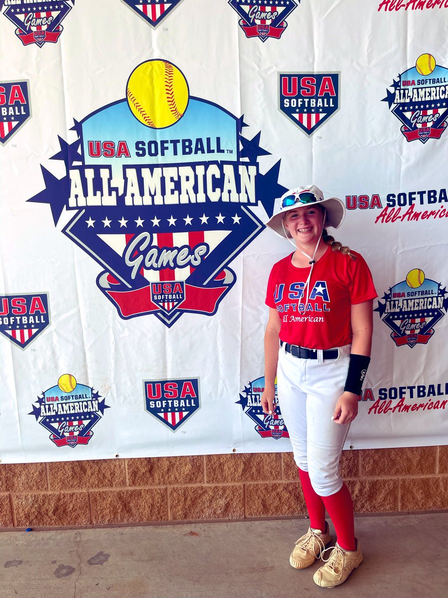 SophiaSchlader's tweet photo. Looking forward to playing at the Hall of Fame Stadium in OKC again this summer for the 12u USA Softball All-American Games. Honored to represent region 7 &amp; Iowa for a 2nd year- Go Team Stars! ⭐️ Thank you @USASoftball for the opportunity! 🇺🇸 
@LegacyLegendsS1 @ExtraInningSB https://t.co/SnvJvpApcY