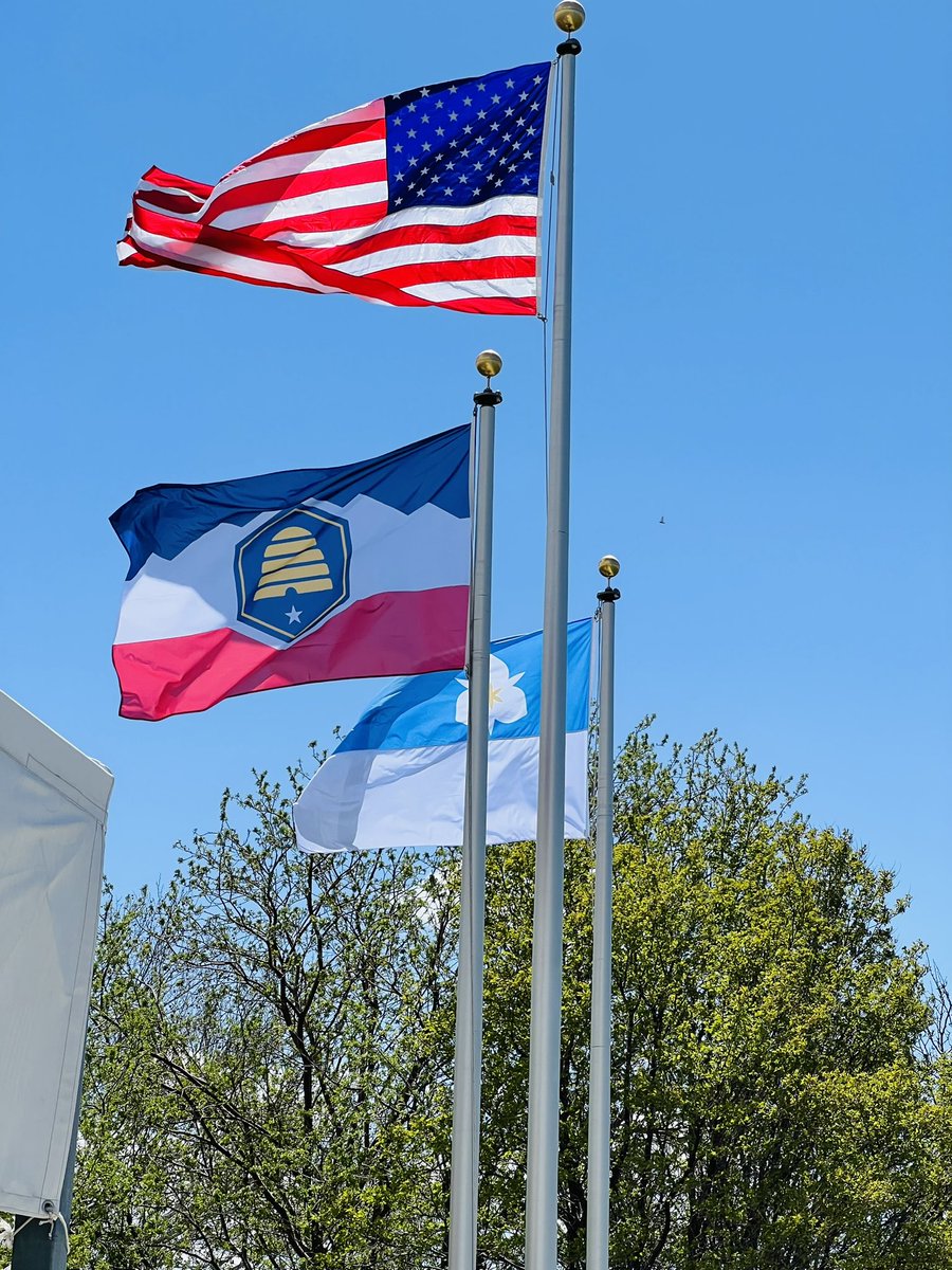 Deidre Henderson tweet media