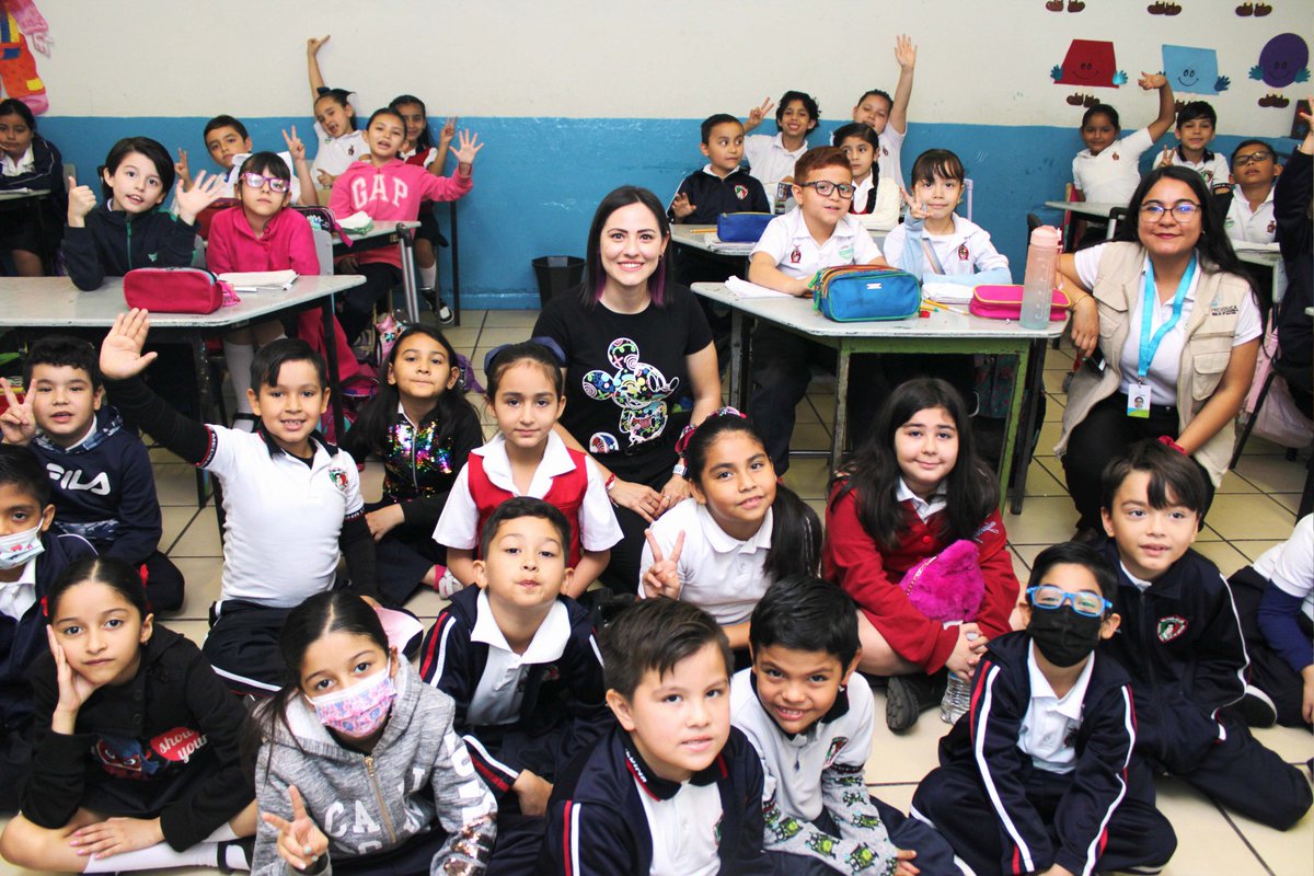 NayeLeyLop's tweet photo. https://t.co/YiUOaT8D2z
Investigadora del @CiadConacyt imparte plática sobre nutrición a alumnos de la Esc. Avelina León de Medina en Culiacán
#Proeduca https://t.co/nepmURpLbZ