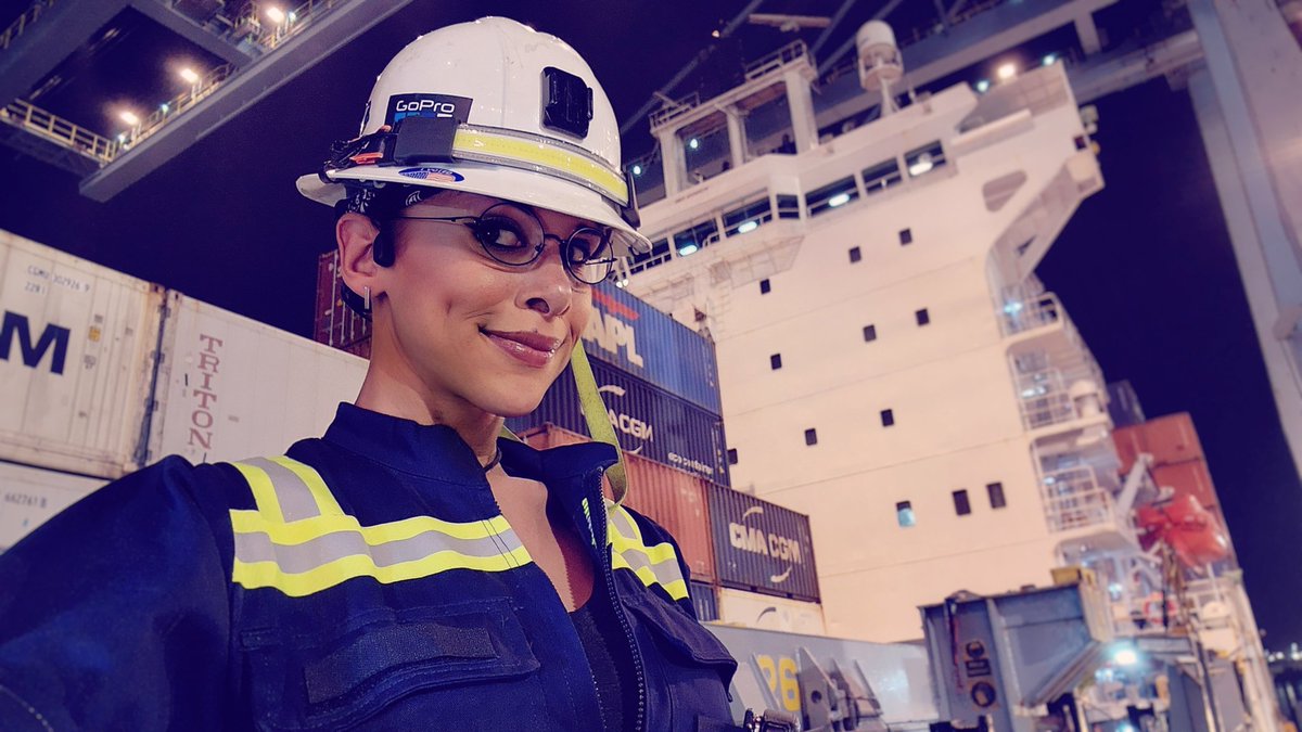 SailorGirlQuinn's tweet photo. I mean, sometimes I gotta work too.... 😁 
#transisbeautiful 
#transatwork
#newgirlintheboysclub
#maritime #sailor #girl #quinn https://t.co/UPzFq50y0v