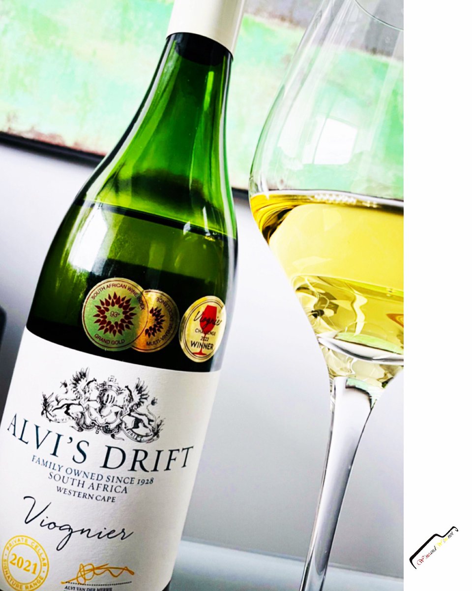 Multifaceted…

#wine #whitewine #wijn #viognier #winetastings #winereviews #southafricanwines #terroir #wineoforigin #winestyle #vintage2021 #scherpenheuwel #wineward #westerncape #winewriter #winetime🍷 @alvisdriftwine #alvissrift #frenchwinescholar #newworldwines