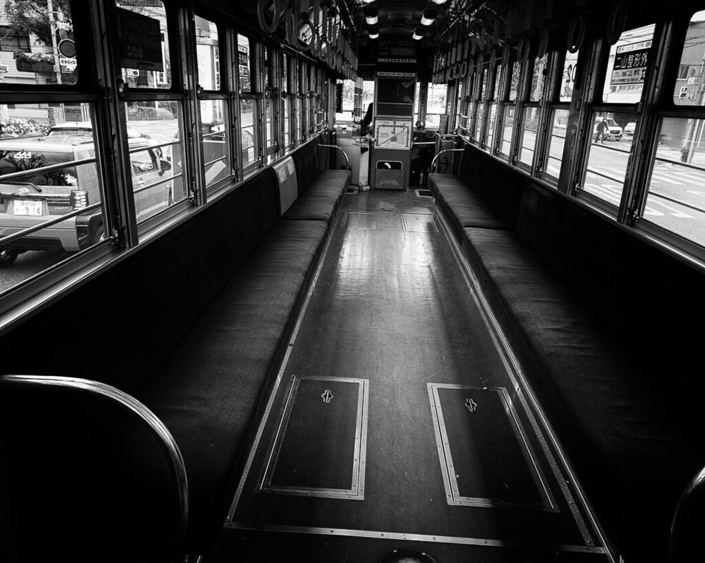 maopapa777's tweet photo. 近頃乗り物に乗ると貸切が多い件。 #電車 #路面電車 #とさでん交通 #ig_japan #monochrome #blackandwhite #白黒写真 #シロクロ #Note10Lite #xiaomi #スマホ写真 #日常 #everydaylife https://t.co/jycdPYQ04x https://t.co/sBgxh42mm4