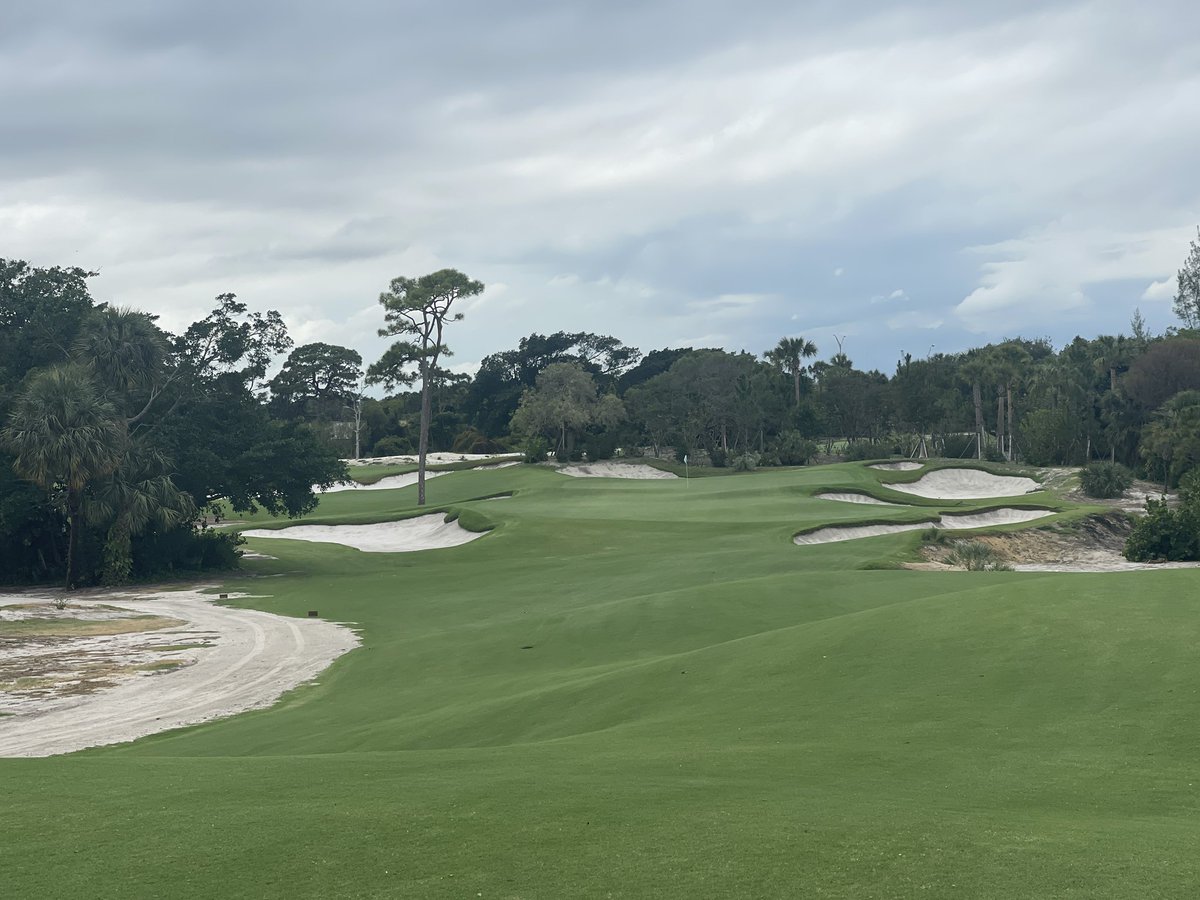 malonso23's tweet photo. @AugustaGolfGirl The Park, West Palm https://t.co/IakObZUTQy