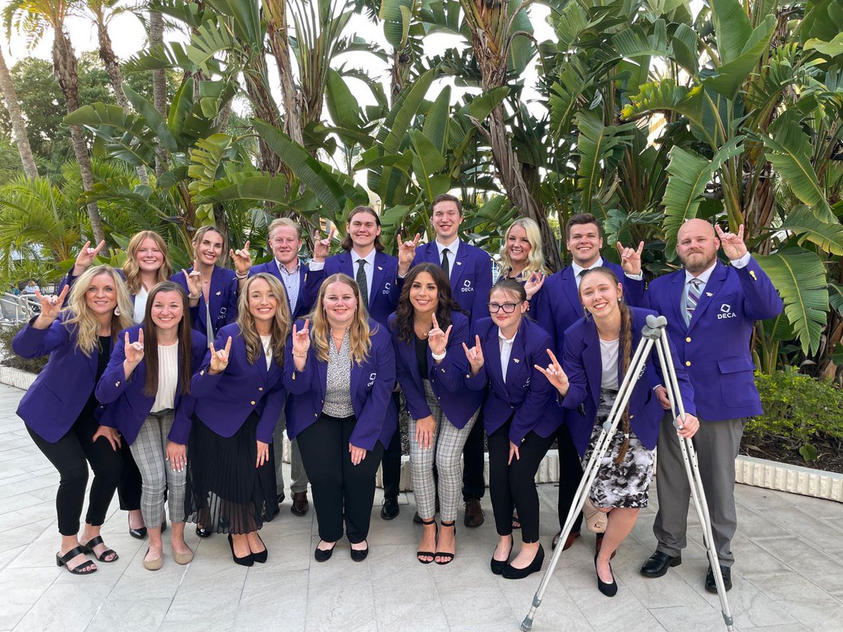 KWUDECA's tweet photo. Successful business trip down to Florida! ☀️🌴🥇

14/14 students finished top 10
2 students finished 3rd
2 students finished 2nd
3 students are WORLD CHAMPS

Way to go, Yotes. So proud of our purple power blazer superstars! 💜 https://t.co/OhQH3RKMYe