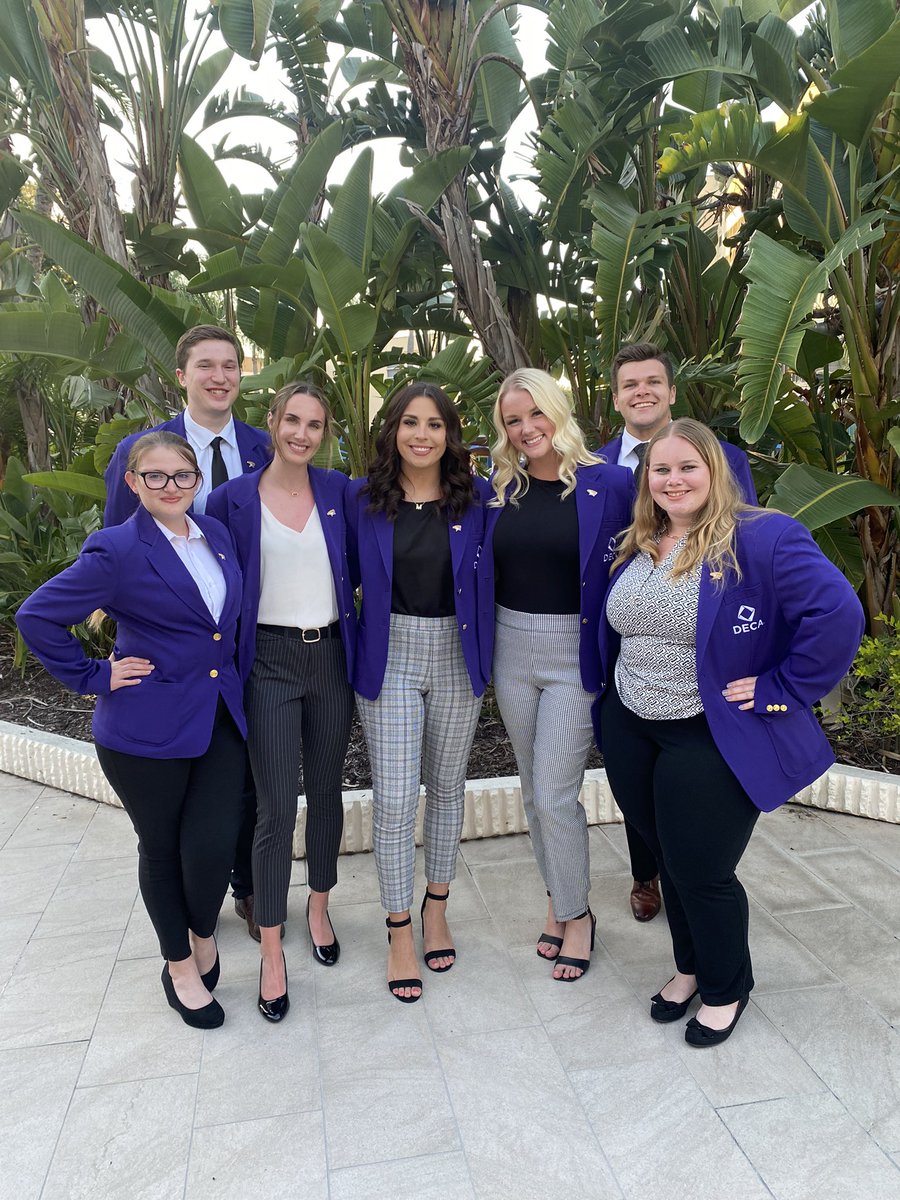 KWUDECA's tweet photo. Successful business trip down to Florida! ☀️🌴🥇

14/14 students finished top 10
2 students finished 3rd
2 students finished 2nd
3 students are WORLD CHAMPS

Way to go, Yotes. So proud of our purple power blazer superstars! 💜 https://t.co/OhQH3RKMYe