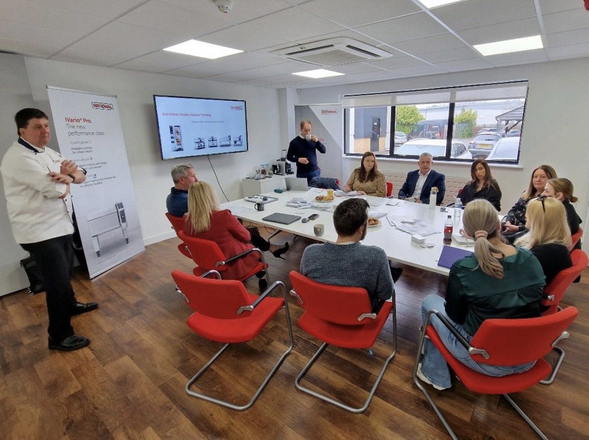 Natalie_Courbet's tweet photo. Upskilling and partnership training with RATIONAL for the @AdvanceGroupUK team. Key to staying ahead is up to date knowledge and expertise. Add this to the experience and personality of individuals, its a recipe for a great customer focussed relationship and delivery team. https://t.co/cI8Qnz3JAh