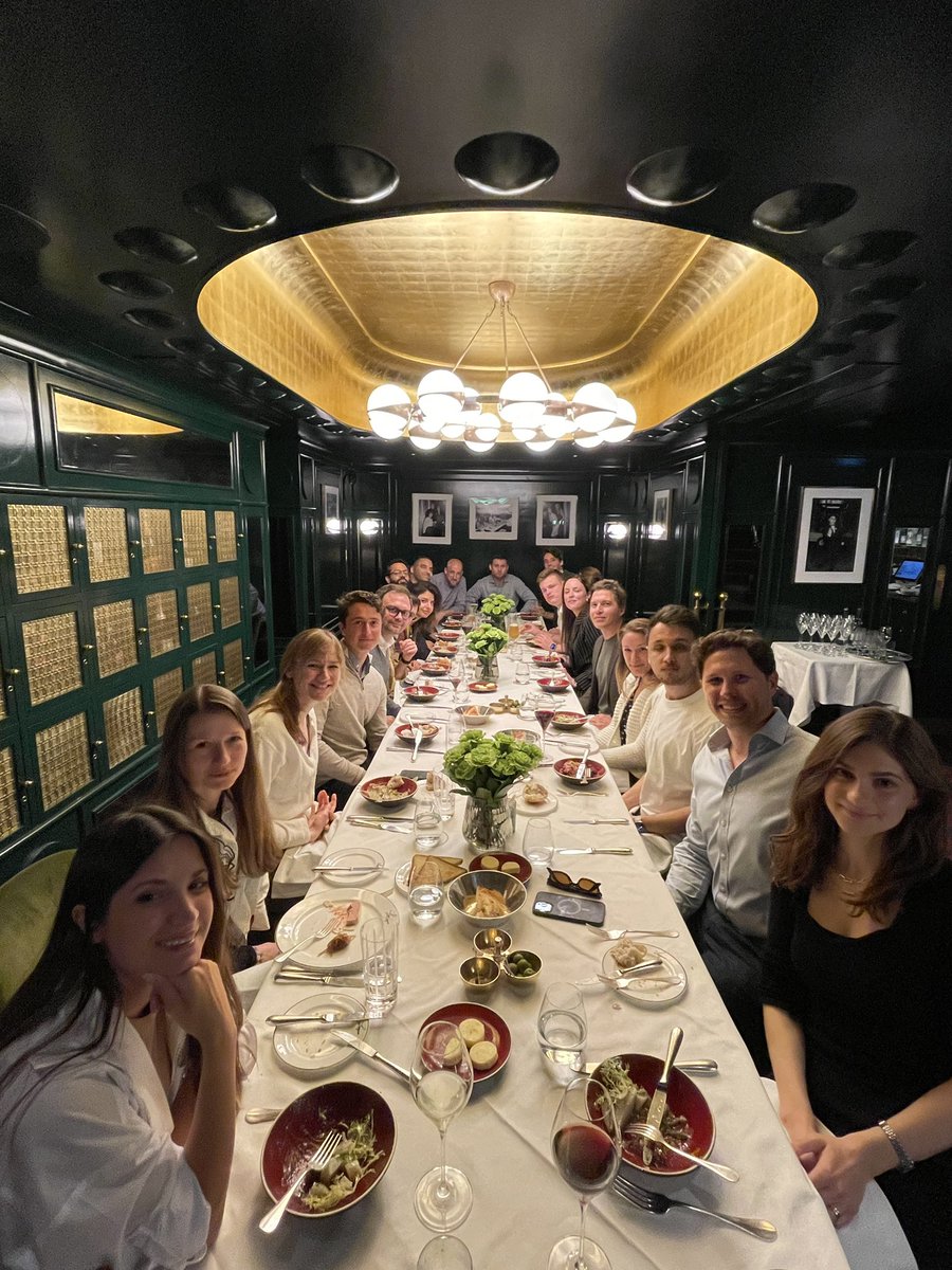 inakib's tweet photo. We hosted a lunch with some of our favorite entrepreneurs in London
#lifex #london https://t.co/Yc0ClUT1Bm