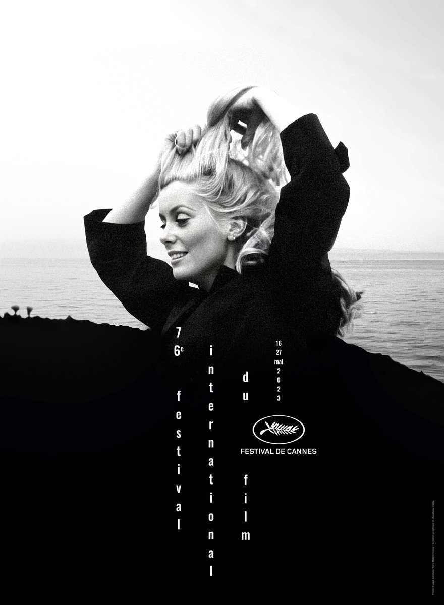 Côte d'Azur, 1968.
L'iconique Catherine Deneuve incarne ce que le cinéma doit se souvenir d’être : insaisissable, audacieux, irrévérencieux. Voici l'affiche du 76e Festival de Cannes. Du 16 au 27 mai prochain, célébrons  l'amour du cinéma. #Cannes2023
► bit.ly/3AhyoOg