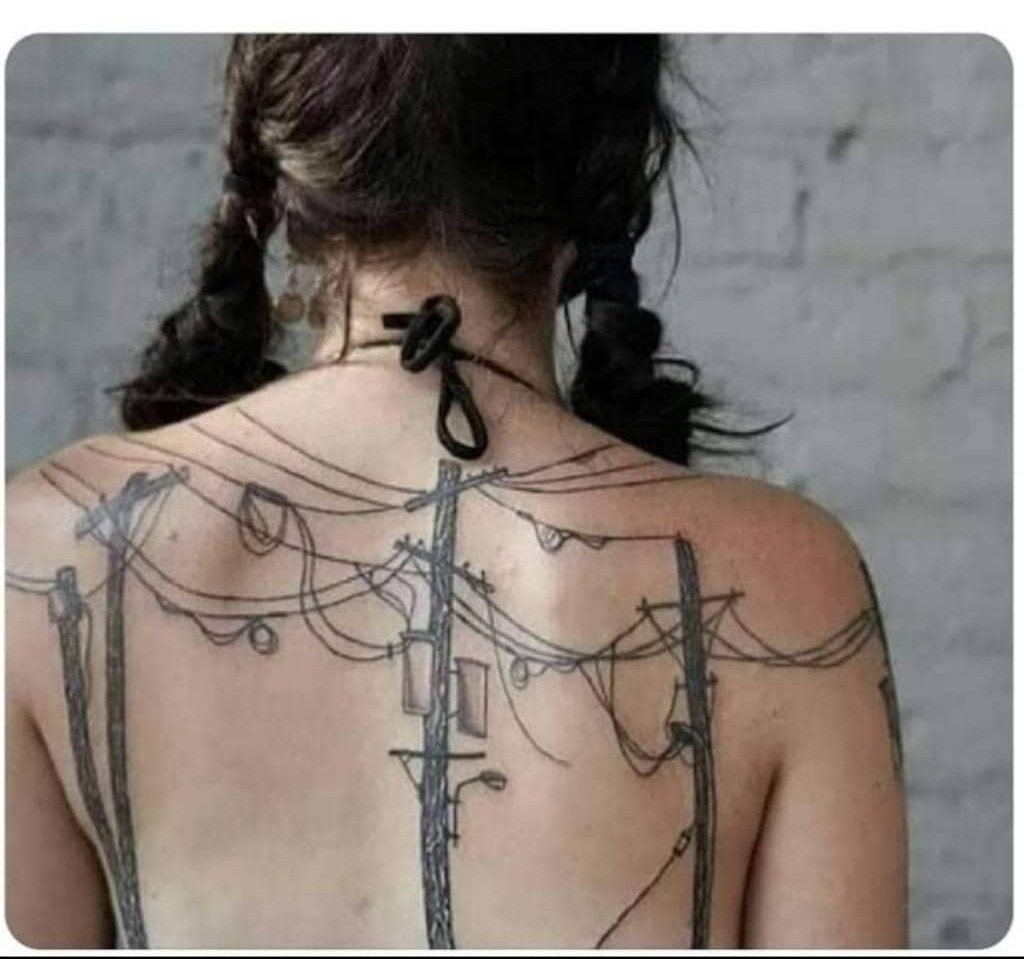 elconde_nad0's tweet photo. Cliente: Quiero un tatuaje que represente energía.
Tatuador: No se diga más... https://t.co/1VszfODWlo