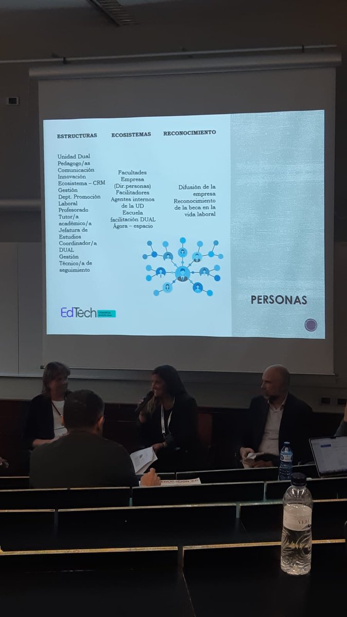 AlexiaEducacion's tweet photo. La tutorizacion y la orientación educativa como pieza clave en la FP. Gracias a @monlau_fp y @linkiafp y a todos los ponentes por compartir vuestra experiencia
#motoresdelcambio #impulsofp
#EdTechCongressbcn23 https://t.co/bmkoeheMEN