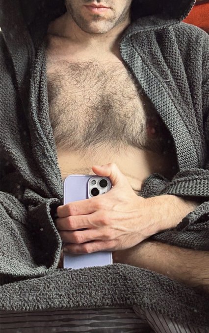 ??A 70 like tolgo il telefono. ???
??70 likes for the uncensored photo. ???
.
.
@gayflix897 @gayporn_videos