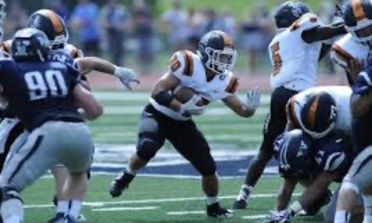 MozzocioJaxon's tweet photo. Beyond blessed to receive my first offer from Waynesburg University #JacketUP #Swarm @GabeLuvara @CoachColemanDL @BigPappy_WETSU1 @NSchroeder412 @coachmo76 @PA_TodaySports https://t.co/M7nuYHAj6p