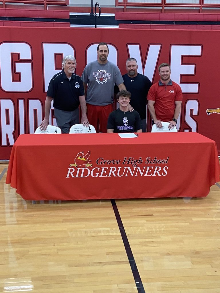 grove_athletics's tweet photo. Congratulations to all out athletes who will be playing at the next level. Ridgerunner Athletics is proud of you!!! https://t.co/XlgNlm8I6v